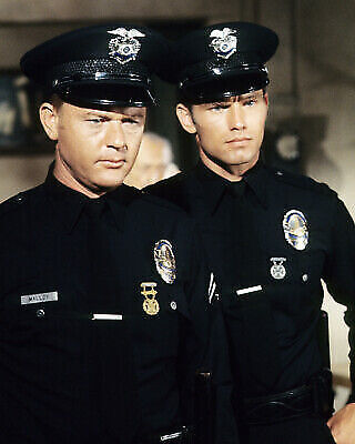 Adam-12 classic TV Martin Milner Kent McCord Malloy and Reed 24x36 inch Poster