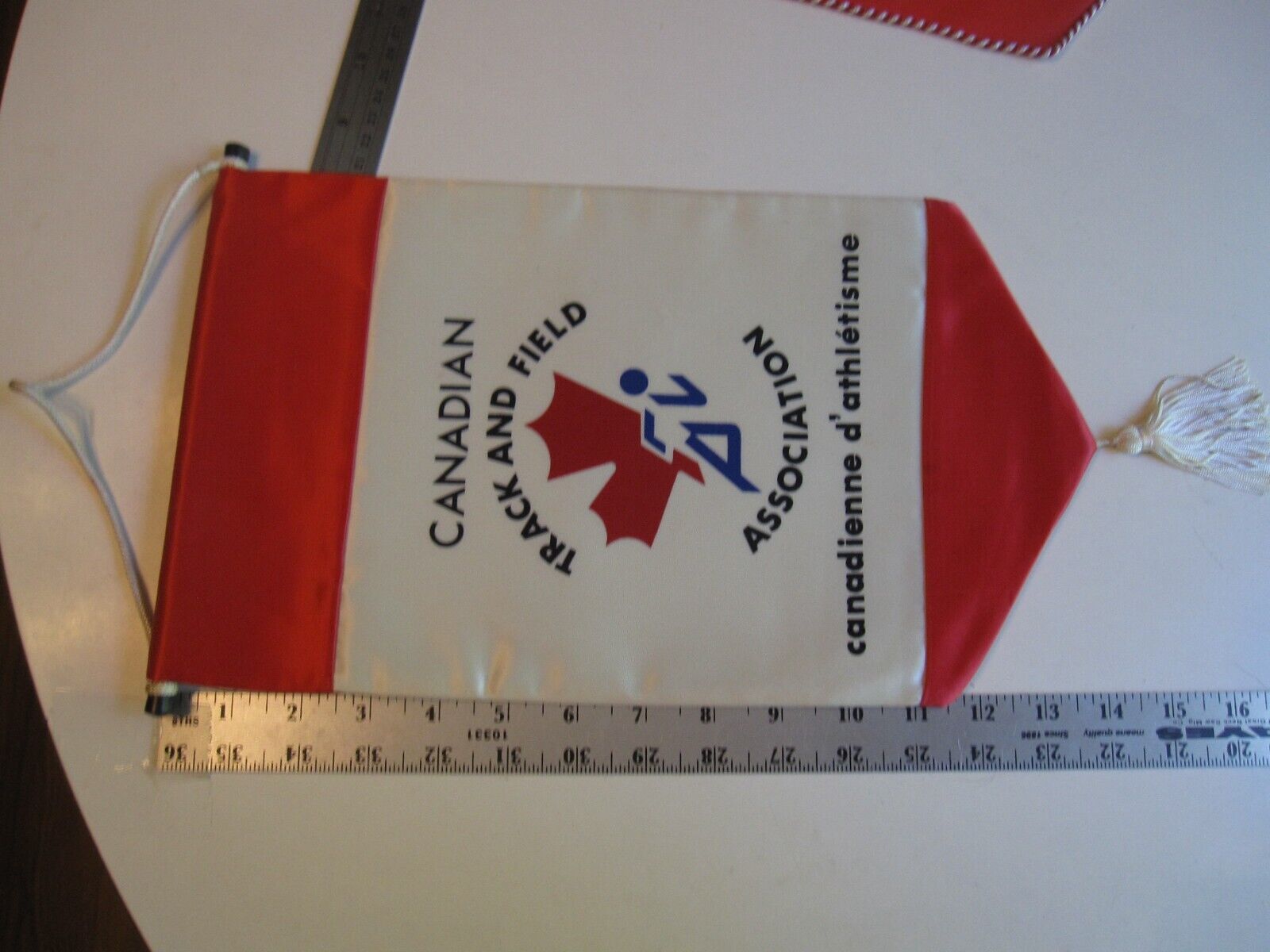 Vintage Canadian Track and Field Association Hanging Pennant BIS
