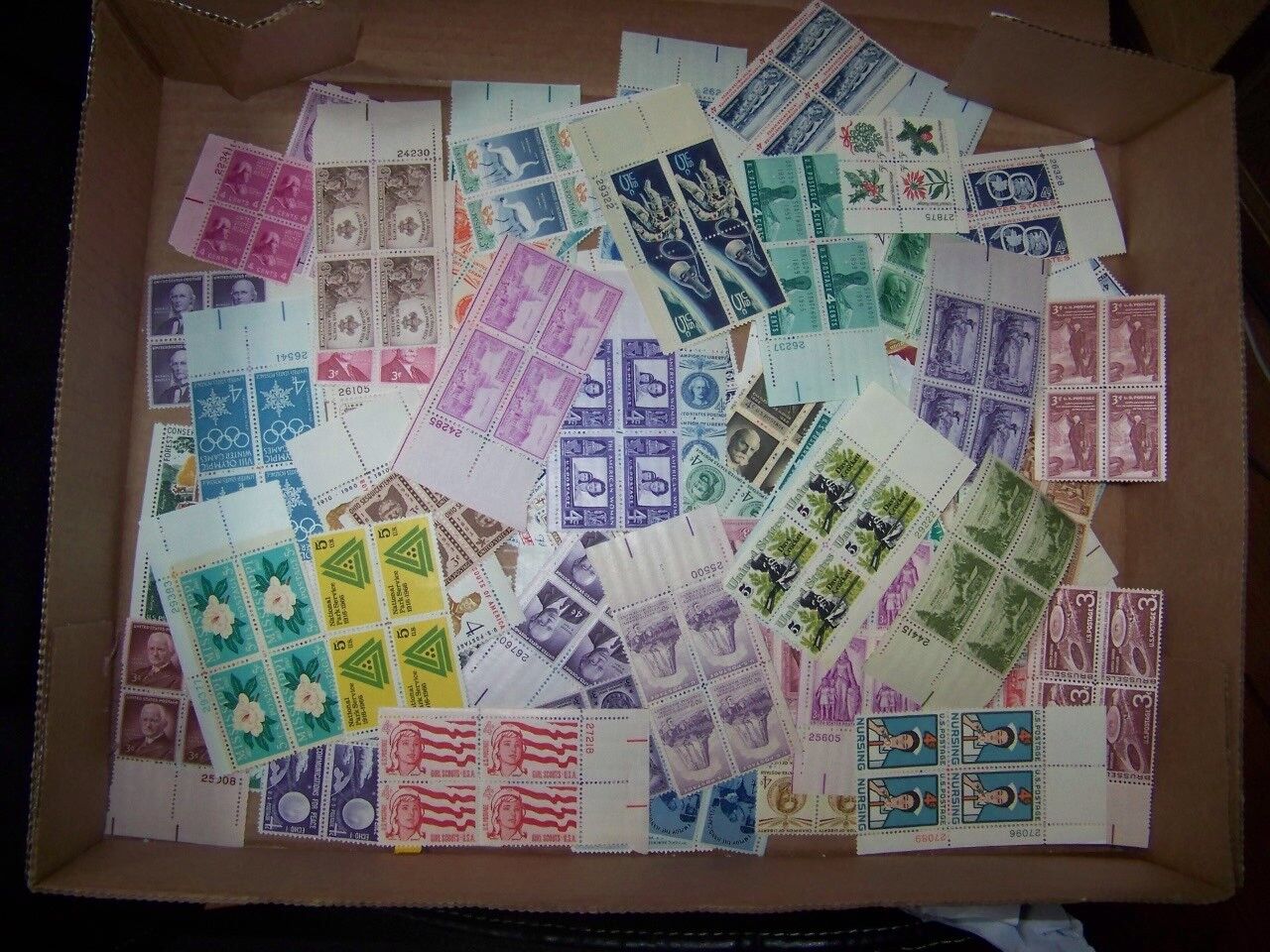 25 US Postage Stamp Blocks = 100 x stamps Lot 1930s-1970s MNH UNUSED