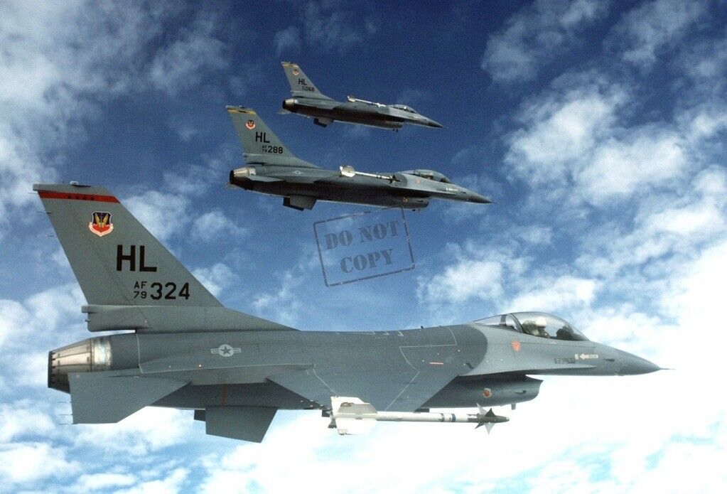 US Air Force USAF F-16 Fighting Falcon aircraft 12X18 Photograph