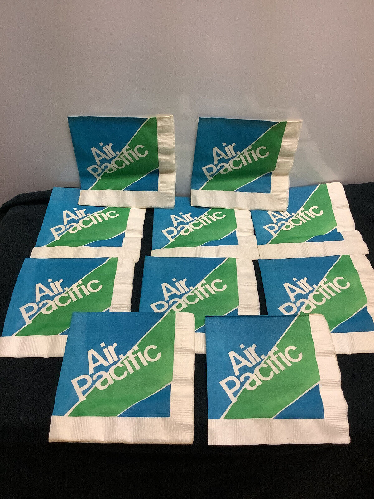 Vintage Air Pacific Airlines of California Inflight beverage napkins 20 ct.