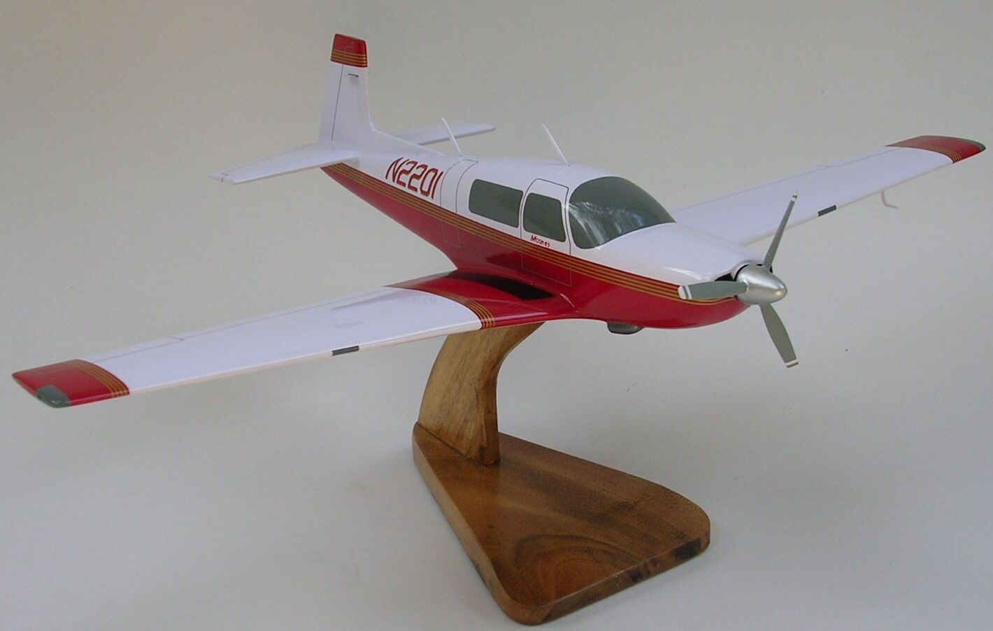 M-20-J Mooney Ovation Bravo M20 Airplane Desk Wood Model Small New