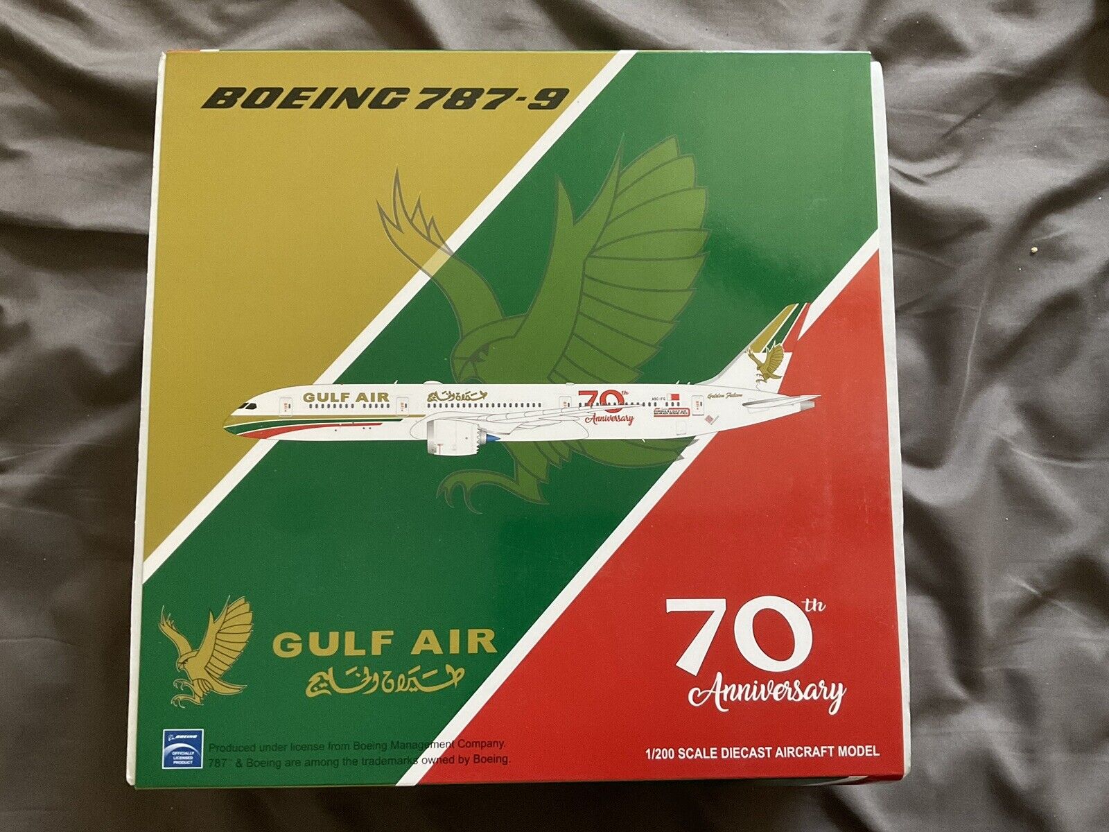 1:200 JC Wings XX2327 Gulf Air Boeing 787-9 Diecast Aircraft A9C-FG