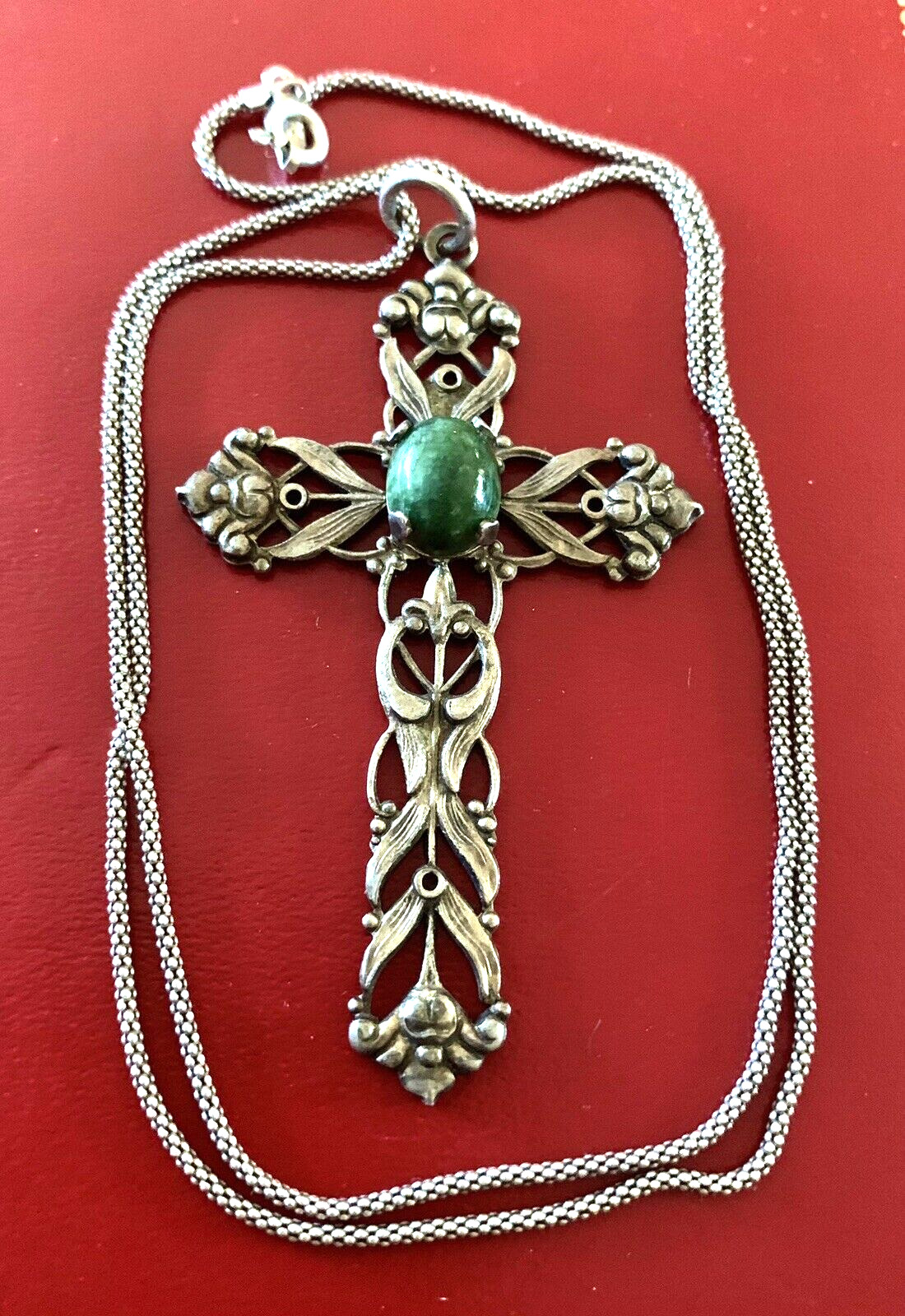 CREED VTG STERLING SILVER LARGE FLOWERY GREEN JADE CROSS PENDANT NECKLACE