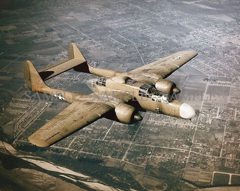 WW2 US P-61 BLACK WIDOW BOMBER 8.5X11 PHOTO