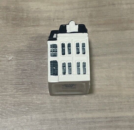 KLM collectible Delft house #91 From 2020 Empty.