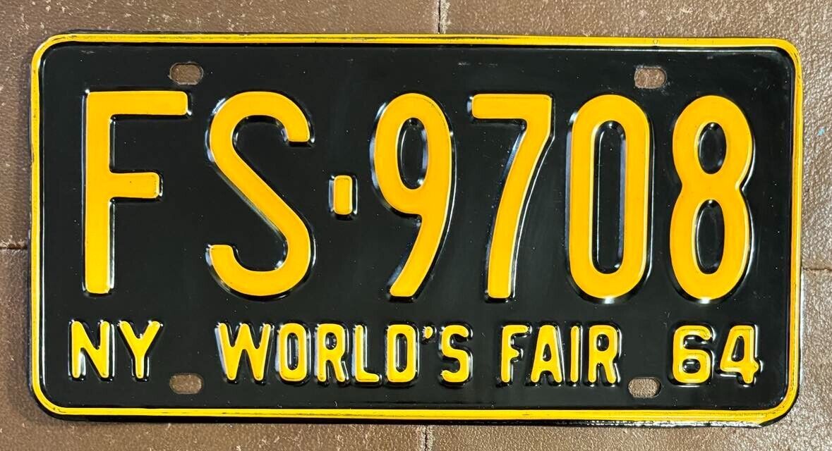 New York 1964 WORLD'S FAIR License Plate MINT - SUPERB QUALITY # FS-9708