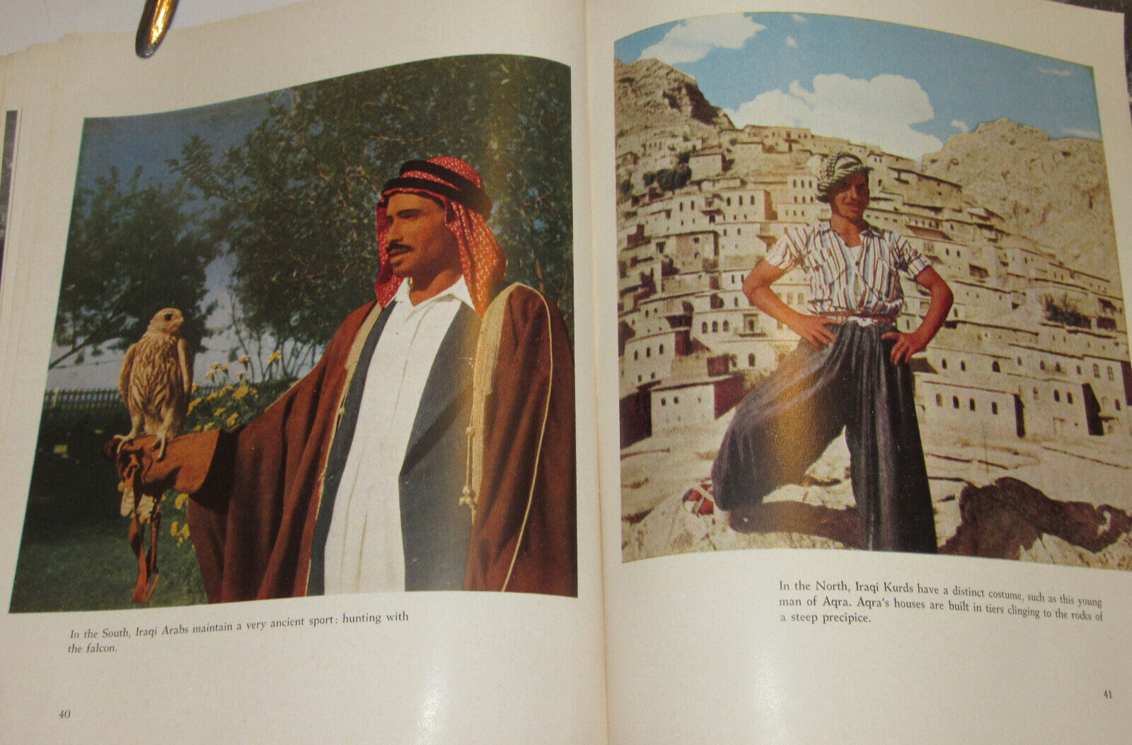 VINTAGE 1958 BOOK 'IRAQ IN PICTURES' HISTORY/INDUSTRY/AGRICULTURE/ART/PEOPLE/++