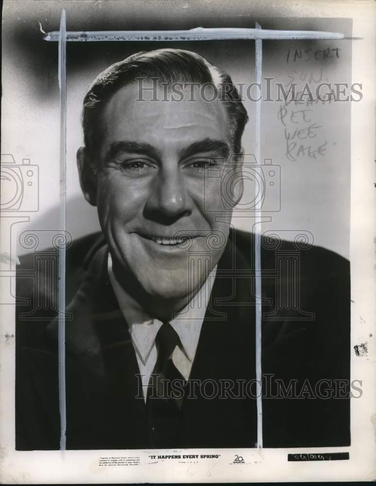 1949 Press Photo Actor Paul Douglas stars in \