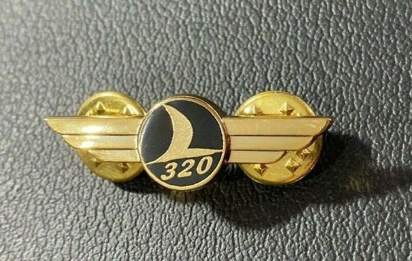 TURKISH airline air line airways THY Badge Wings copit  .. A320 .. Airbus Pilot