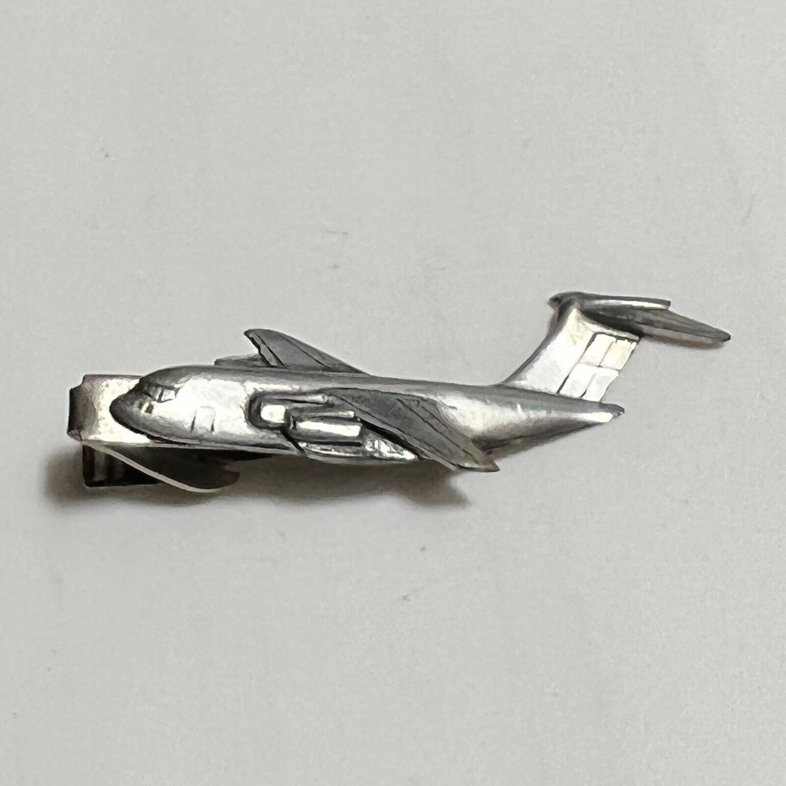 VINTAGE JET AIRPLANE METAL COLLECTIBLE RARE US MILITARY? NIPPY CLIP TIE CLIP