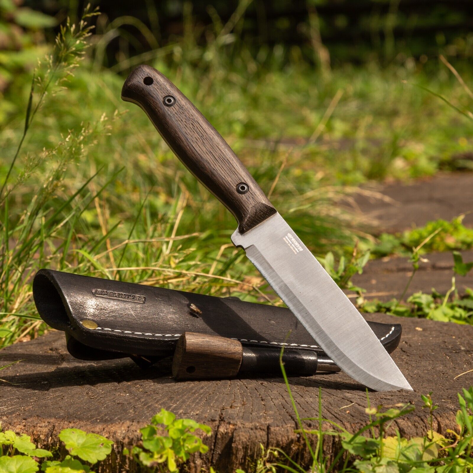 BPS Knife Nighthawk Adventurer - Full Tang Knife with Leather Sheath & Ferro Rod