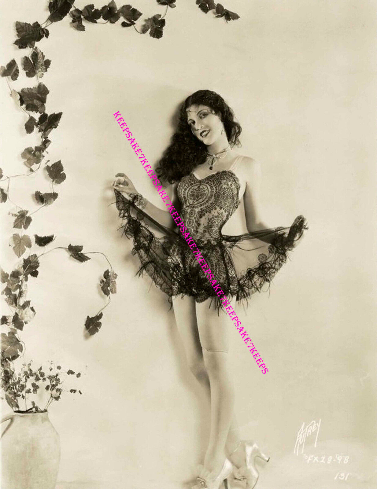 1920s-1930s ACTRESS OLIVE BORDEN GORGEOUS LEGGY PHOTO A-OBOR1