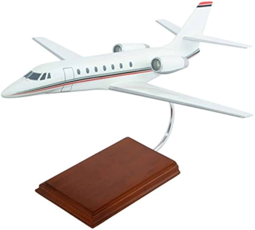 Cessna Citation Sovereign Red Tail Business Desk Display Model 1/40 SC Airplane