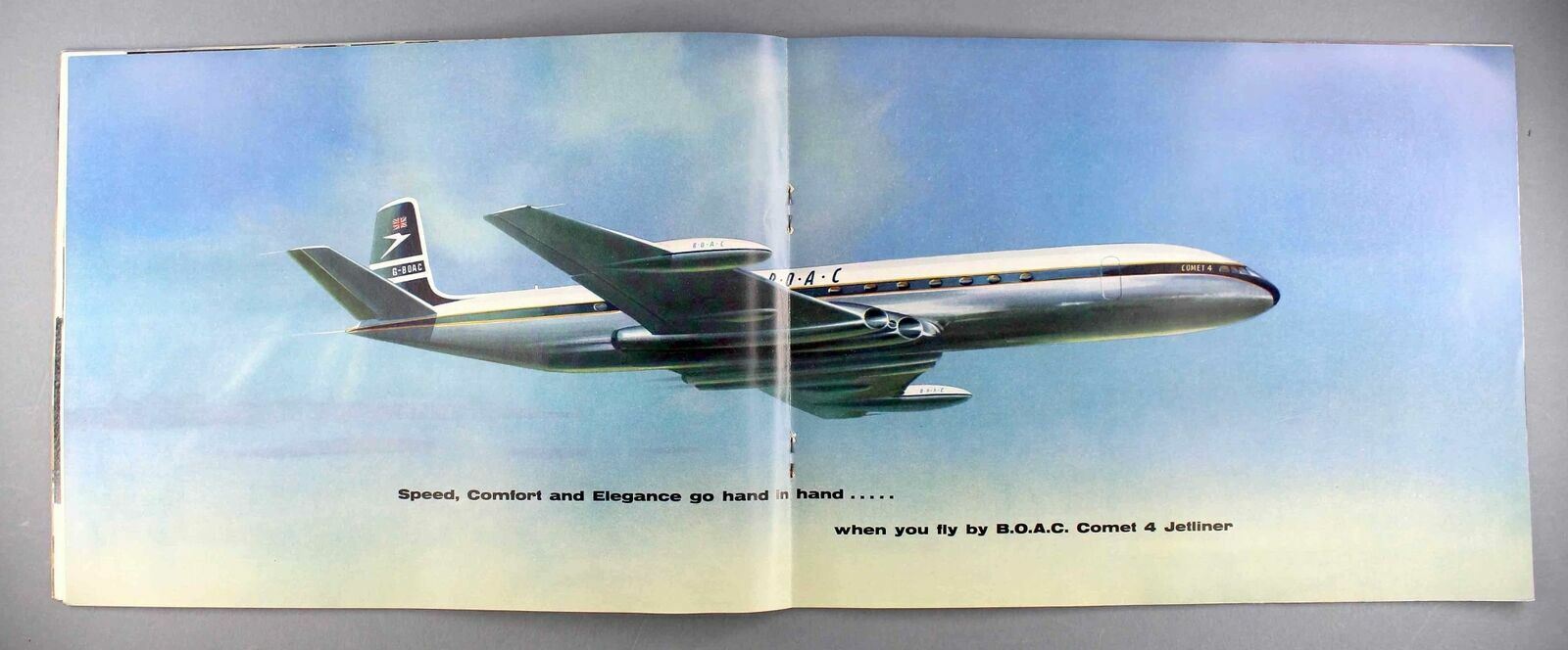 BOAC DE HAVILLAND COMET 4 JETLINER LARGE VINTAGE AIRLINE BROCHURE 1957 B.O.A.C.