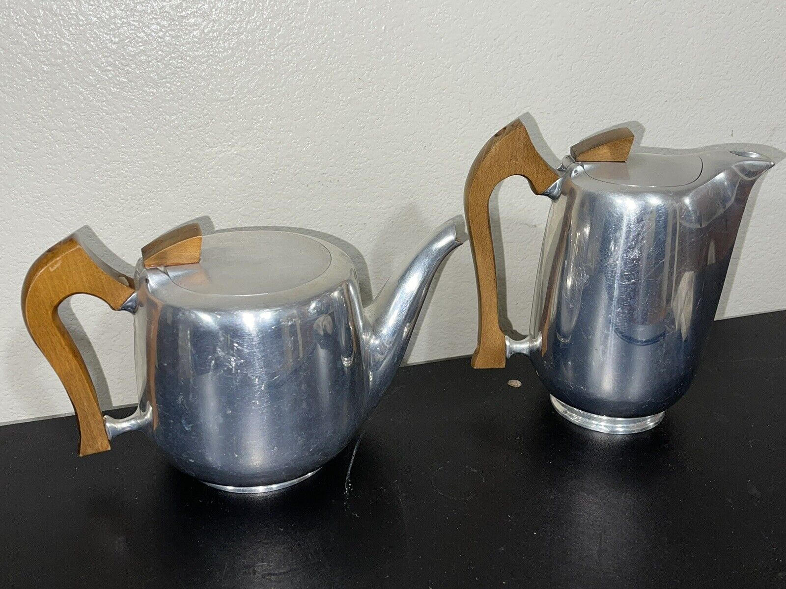 Vtg Mid-Century Picquot Ware Teapot & Coffee Pot Aluminum & Wood Made in England