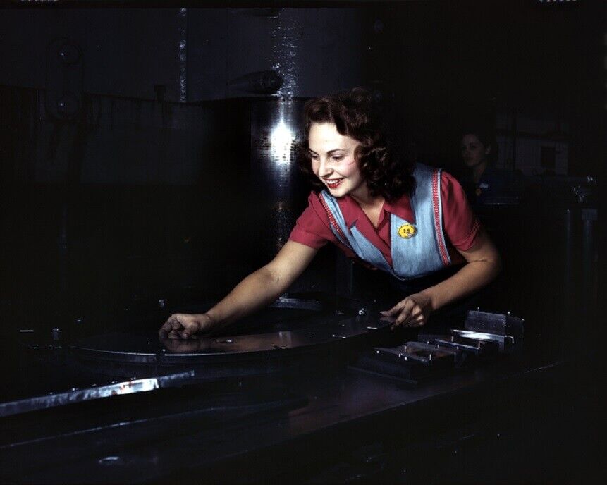 Woman Factory Worker North American Aviation 8x10 WWII WW2 Photo 939