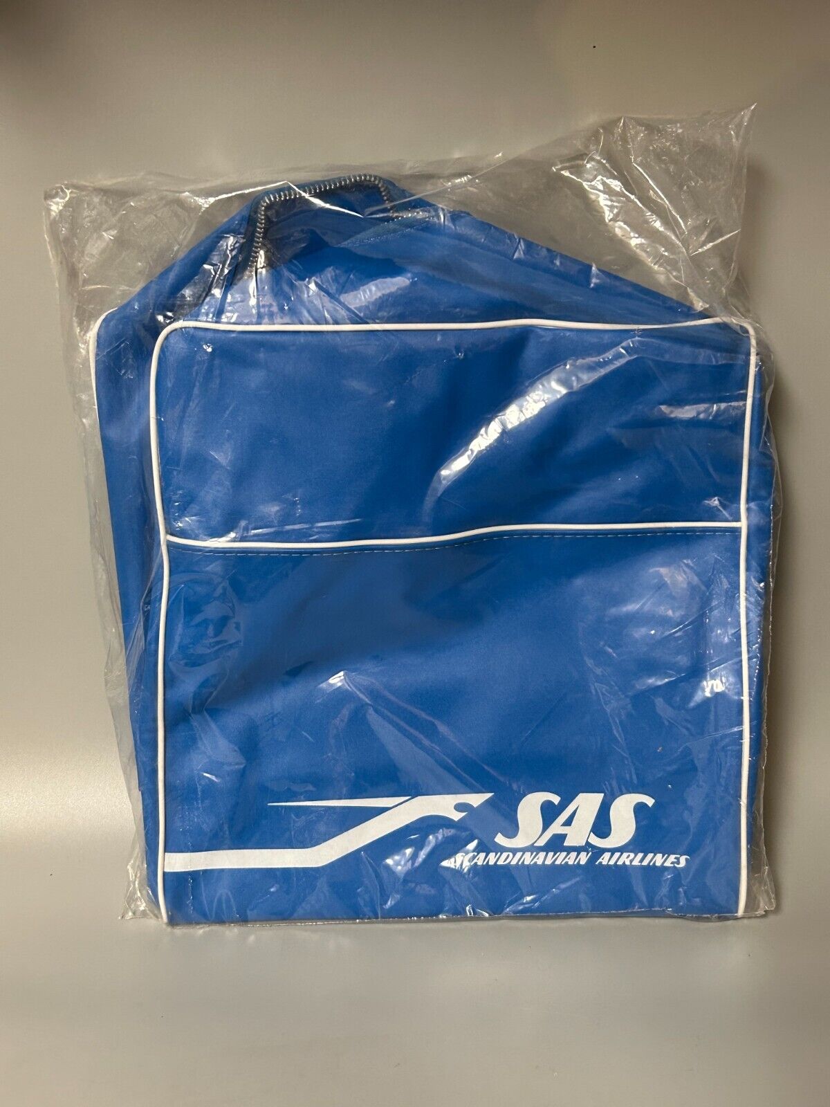 NEW Vintage SAS Scandinavian Airlines Blue Flight Carry-On Shoulder Bag Vinyl