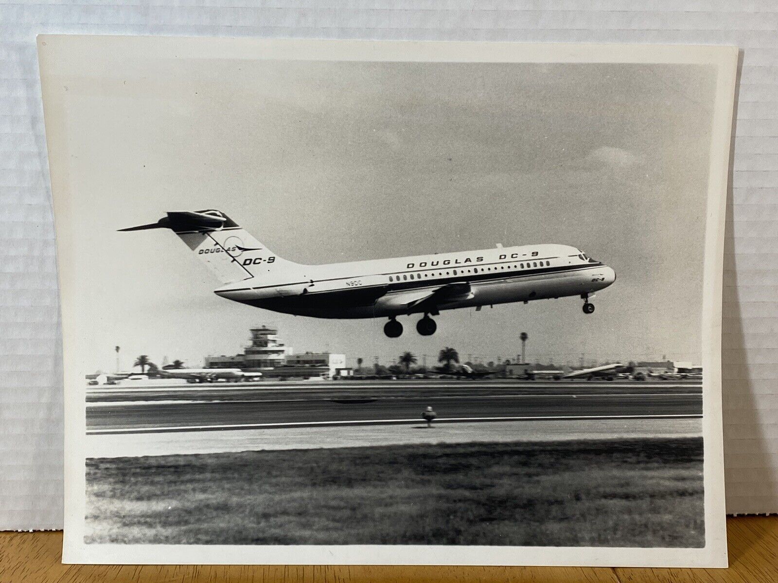 Douglas DC-9 JETLINER N900 Taking Flight Vintage