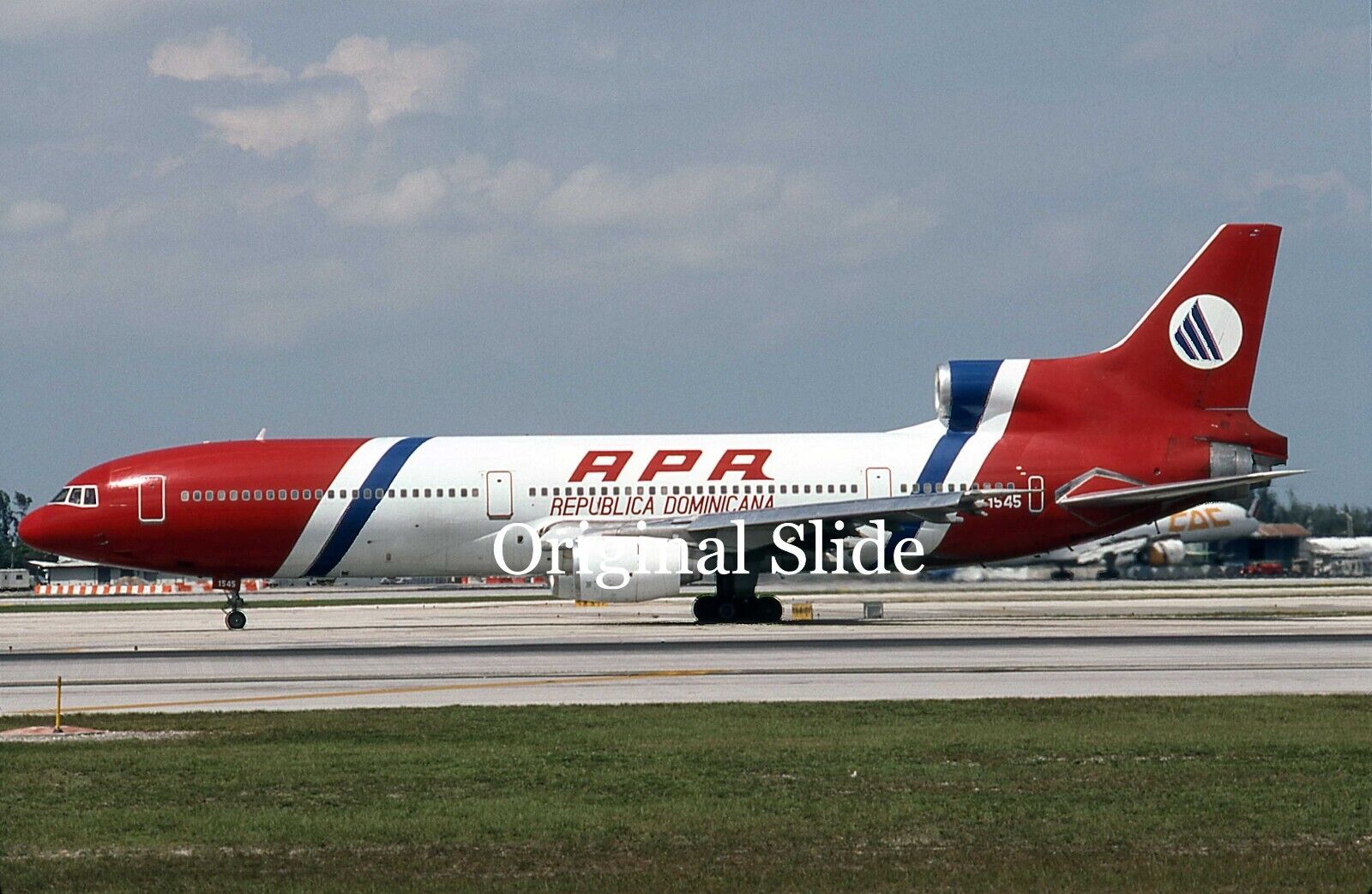 Aircraft Slide - APA International L.1011 OB-1545 @ MIAMI 1994     (B072)
