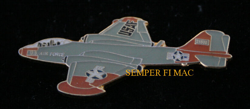 RB-57 CANBERRA HAT LAPEL VEST PIN UP US AIR FORCE CREW WING GIFT AFB MARTIN