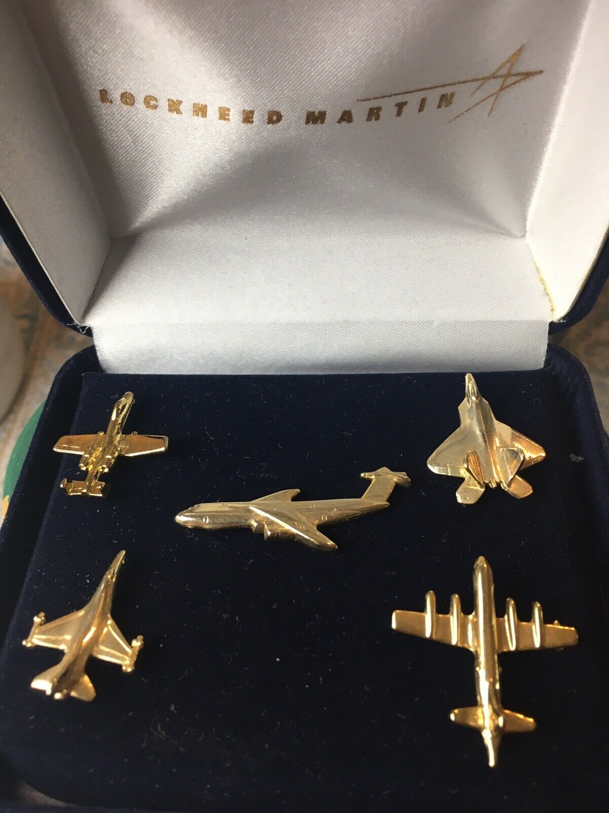Lockheed Martin Employee Given Service Box Set Of Five Gold Lapel Pins NOS