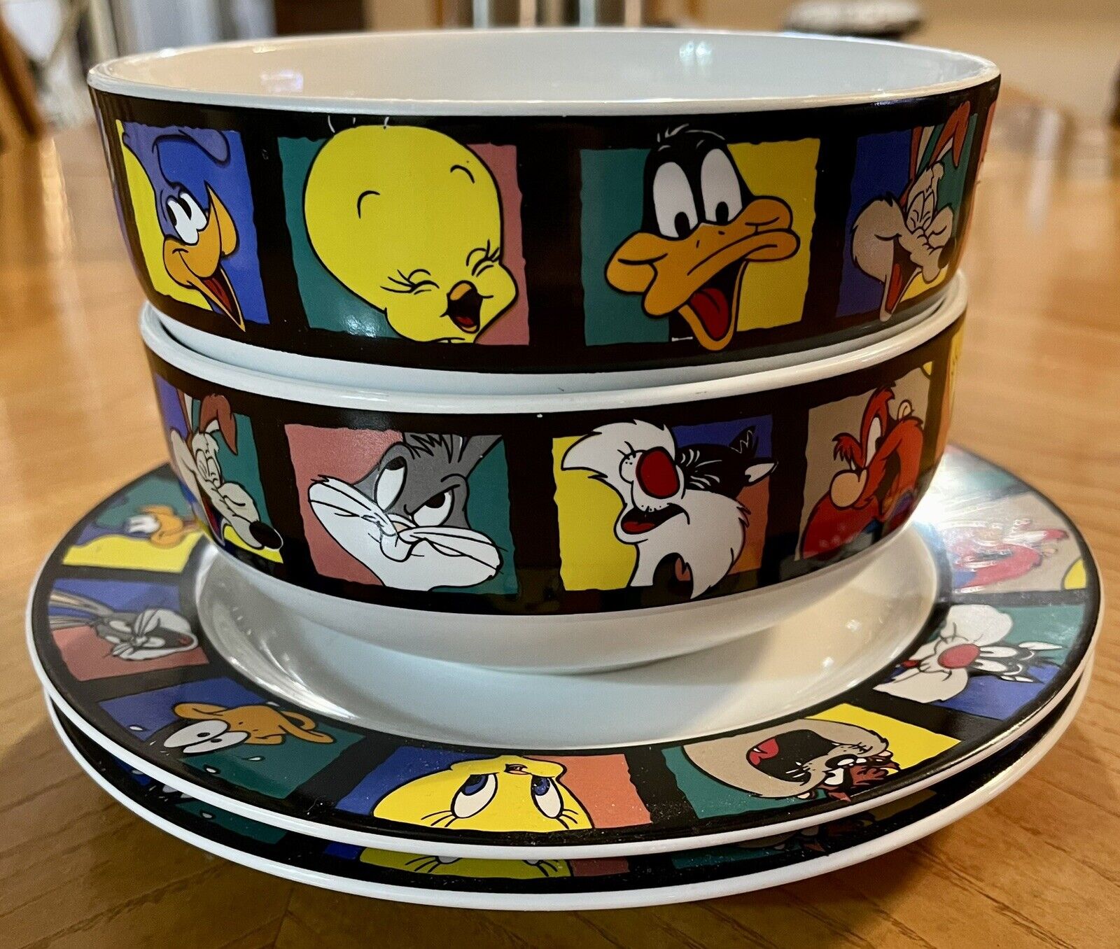 Vintage Looney Tunes Bowl/ Plate 1995 By Sakura Warner Bros (2 Sets)