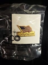 DAIMLER-CHRYSLER RARE HAT or LAPEL PIN AMERICAN FLAG 1998 Dealership Promo NIP picture