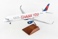 Skymarks SKR8425 Delta Airlines A321-200 Thank You Desk Top Model 1/100 Airplane picture