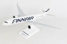 Skymarks SKR1072 Finnair Airbus A350-900 Desk Top Display Model 1/200 Airplane picture
