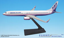 Flight Miniatures Boeing 737-900W Old Colors Desk Display 1/200 Model Airplane picture