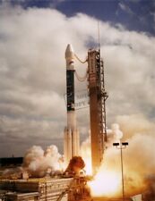 US AIR FORCE McDonnell Douglas Delta II rocket launch NAVSTAR GPS 8X12 PHOTO picture