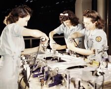 Female workers Consolidated Aircraft Corporation 8x10 WWII WW2 Photo 944 picture