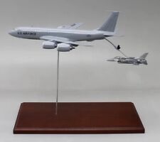 USAF KC-135 Inflight Refueling Of F-16 Falcon Desk Top Model 1/100 SC Airplane picture