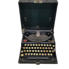 Super Rare 1920s Remington Portable Manual  Vintage Typewriter in Black picture