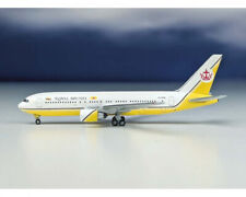 Aeroclassics AC411235 Royal Brunei Airlines B767-200 V8-MHB Diecast 1/400 Model picture