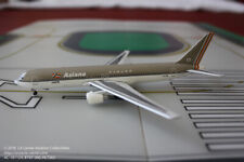 Aeroclassics Asiana Boeing 767-300 Passenger Old Color Diecast Model 1:400 picture