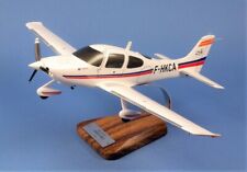 French Air Force Cirrus SR22 Cats F-HKCA Desk Top Display Model 1/22 AV Airplane picture
