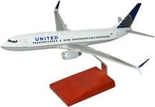 United Continental Airlines Boeing 737-Max 8 Desk Top Model 1/100 SC Airplane picture