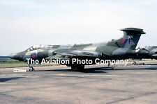 RAF 15 Squadron Blackburn Buccaneer S.2 XT287/F (1981) Photograph picture