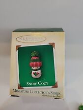 Snow Cozy`2004`This Bundled Up Snowman The 3Rd  The Series,Hallmark Ornament Z2 picture