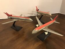 Northwest Airlines Desk Model LOT OF 3     Plastic Base  727   7.5 AND 8.5 In picture