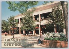 Nashville Tennessee, Grand Ole Opry, Vintage Postcard picture