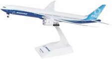 Hogan Boeing 777-9 777X House Color Desk Display Model 1/200 Airplane picture