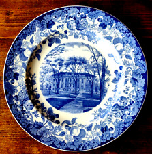 Harvard University 1927 University Hall Wedgwood VTG Ceramic Plate Blue & White picture