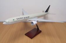 Saudia Saudi Arabian Airlines Boeing 777-300ER Desk Top 1/100 Model AV Airplane picture