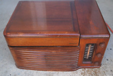 Vintage 1940s Philco Model 46-1203 Phonograph & Tube Radio picture