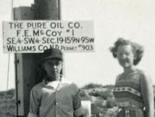 E5 Photograph Pure Oil Company Oil Well Drill Old Sign Original Photo 1950's picture