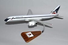 Delta Airlines Boeing 757-200 Widget Desk Top Display Model 1/100 SC Airplane picture