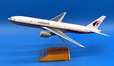 JC Wings Malaysia Airlines Boeing 777-200/ER  50th 9M-MRA 1:200 MAS03 picture